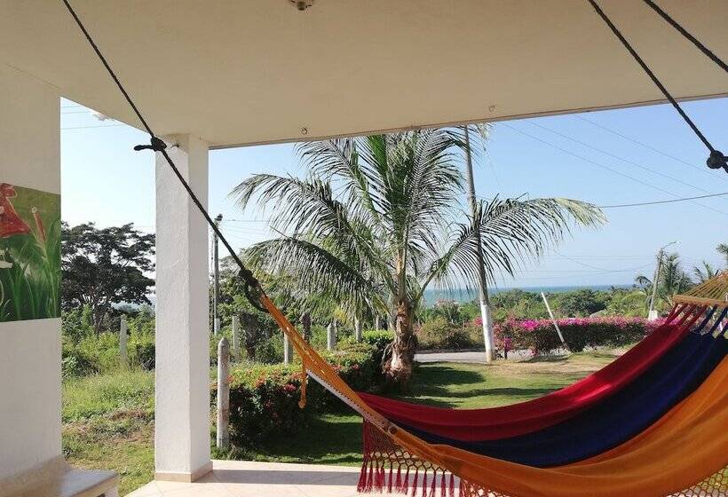 هتل Brisas Del Mar San Antero