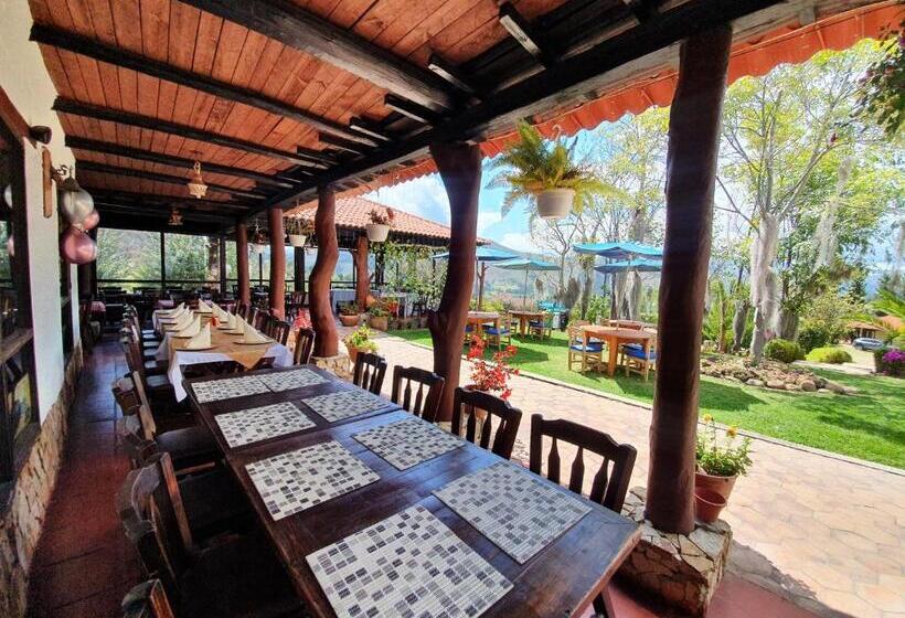 ホテル Hacienda Buenos Aires En Iza