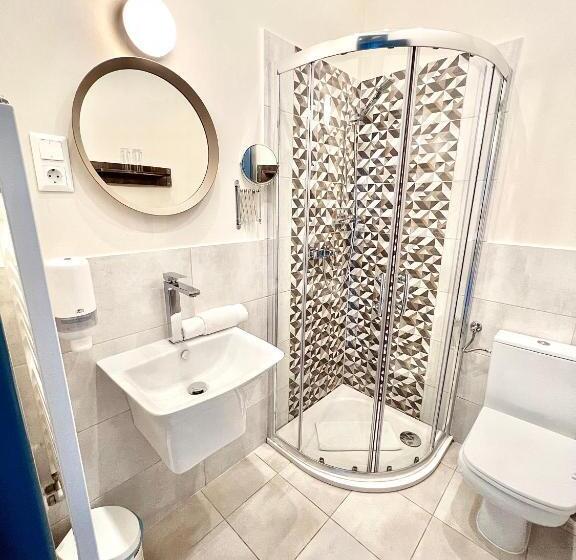 فندق Hilltop Borbirtok & étterem