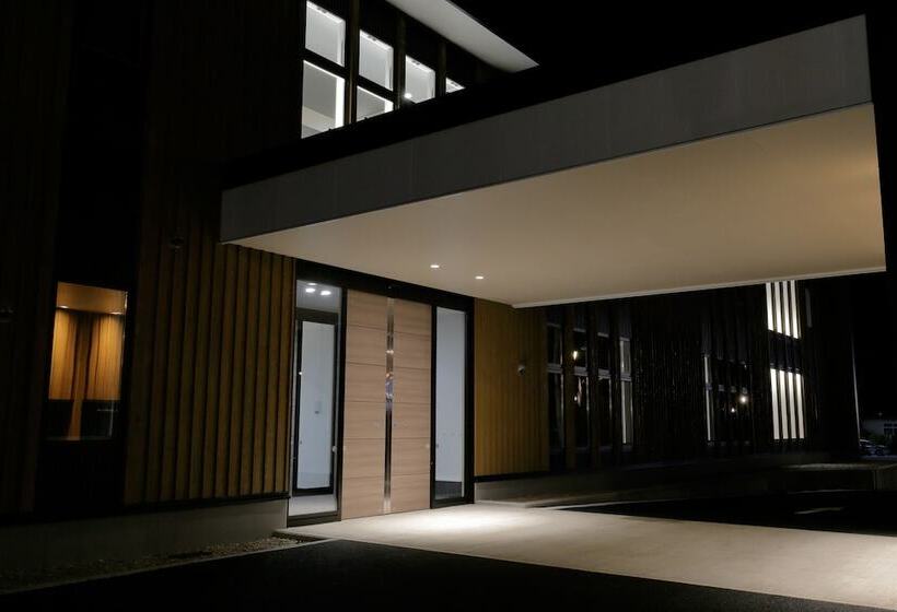 فندق Reus Ashoro