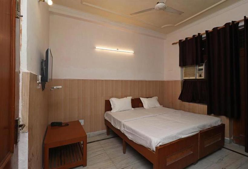 בית מלון כפרי Spot On Himalaya Lodge