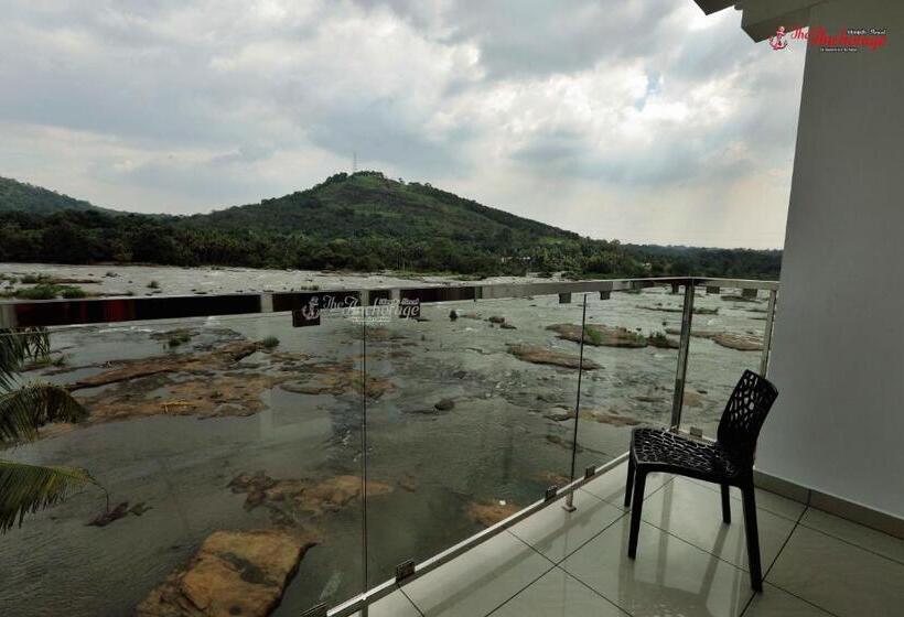 酒店 The Anchorage Athirapilly Resort
