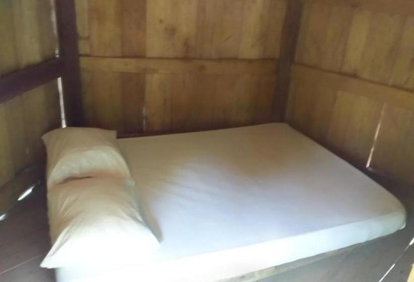 پانسیون Hakuna Matata Ecolodge