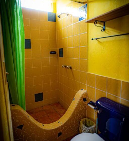 پانسیون Hostal Jardín Escondido