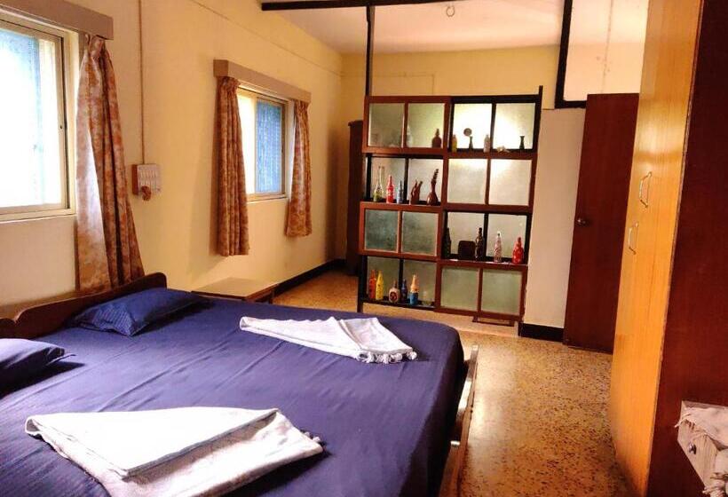 Пансион Pebble Bay Home Stay