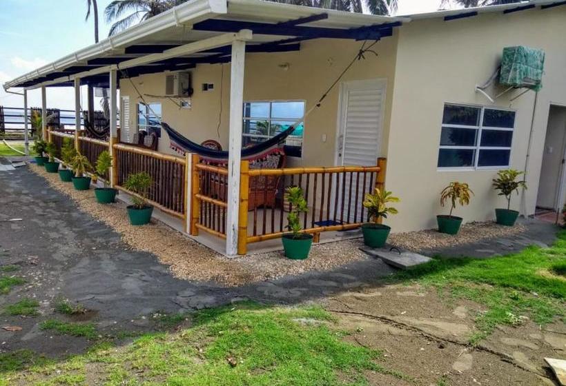 پانسیون Zéfiro Hostal