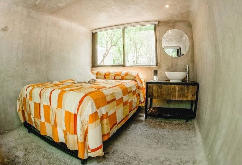 Общежитие Kubhotel By El Rollo