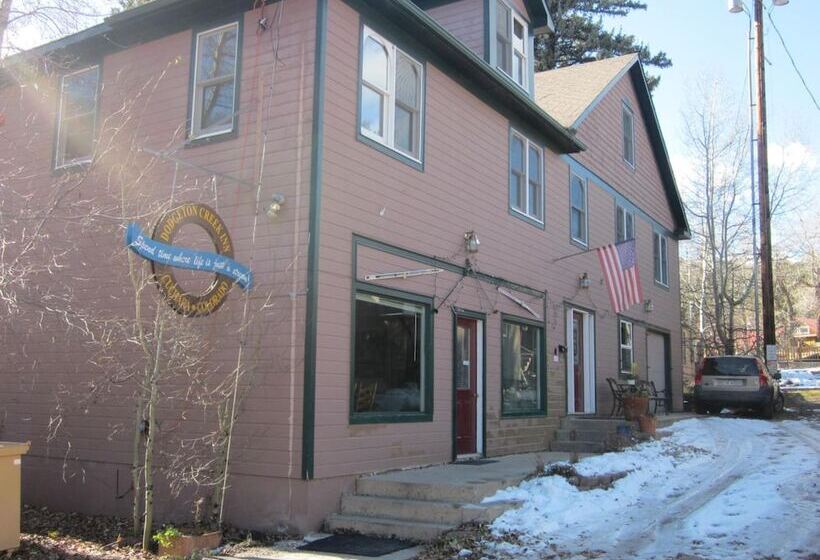 Bed and Breakfast Dodgeton Creek Inn