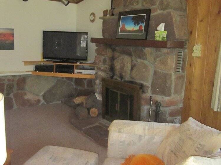 Bed and Breakfast Dodgeton Creek Inn