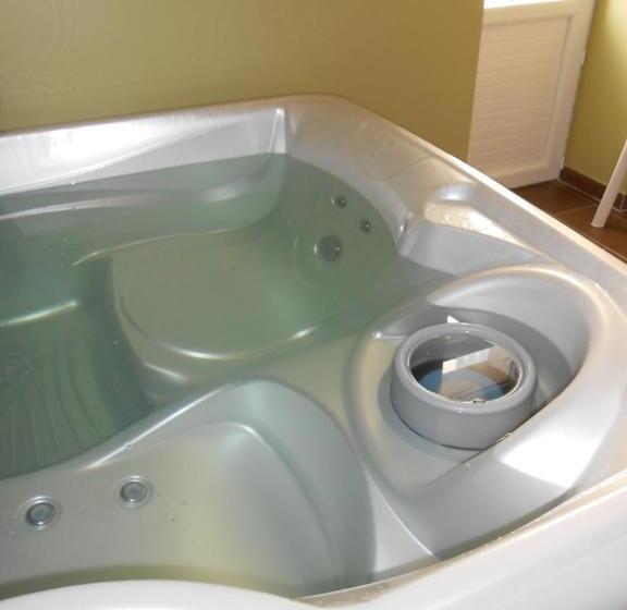 مبيت وإفطار Les Chambres D Eugénie