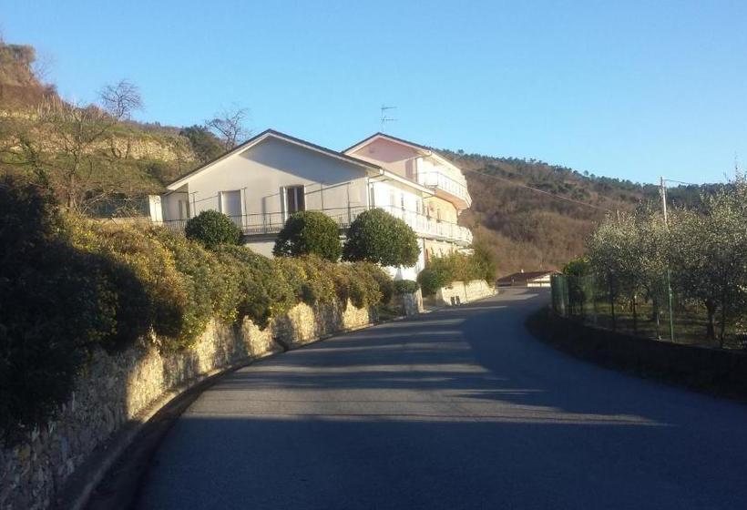 فندق Albergo Al Sole Ad Aquila Di Arroscia Im A Trenta Chilometri Dal Mare