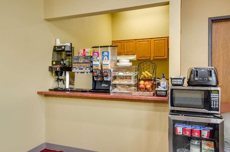 酒店 Americas Best Value Inn & Suites Independence Va
