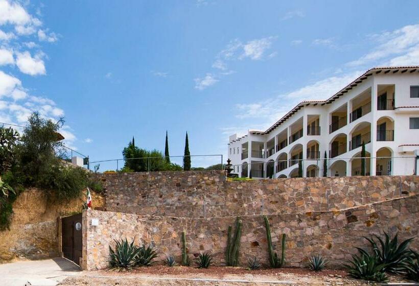 هتل Quinta Las Fuentes Bernal