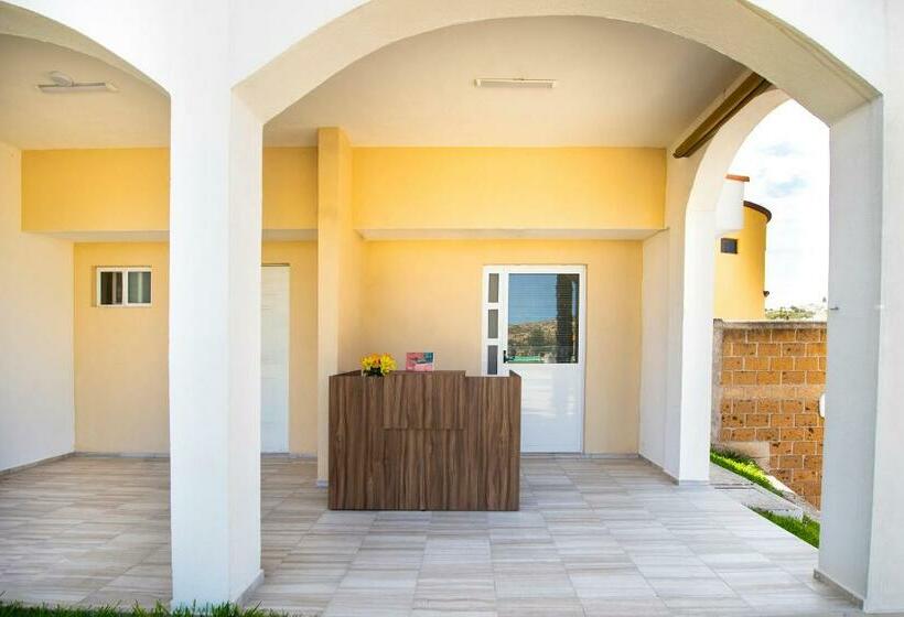 هتل Quinta Las Fuentes Bernal