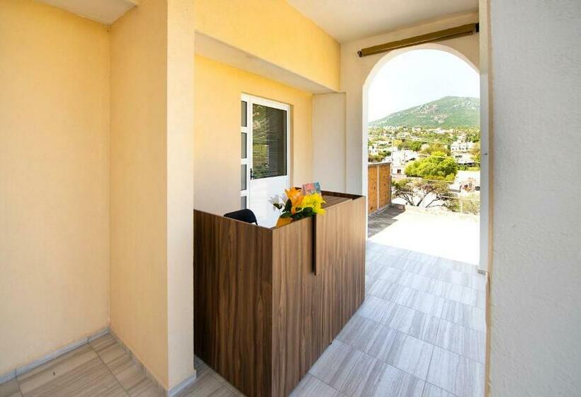 هتل Quinta Las Fuentes Bernal