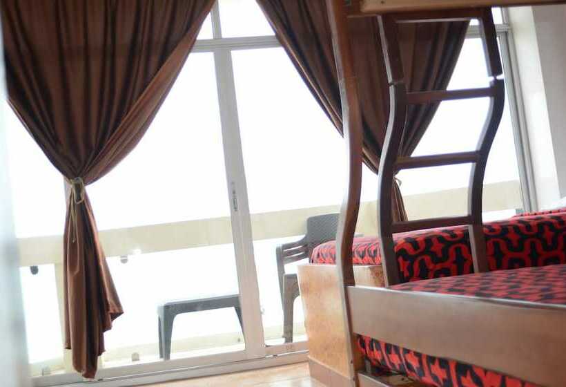 هتل Paradise Beach