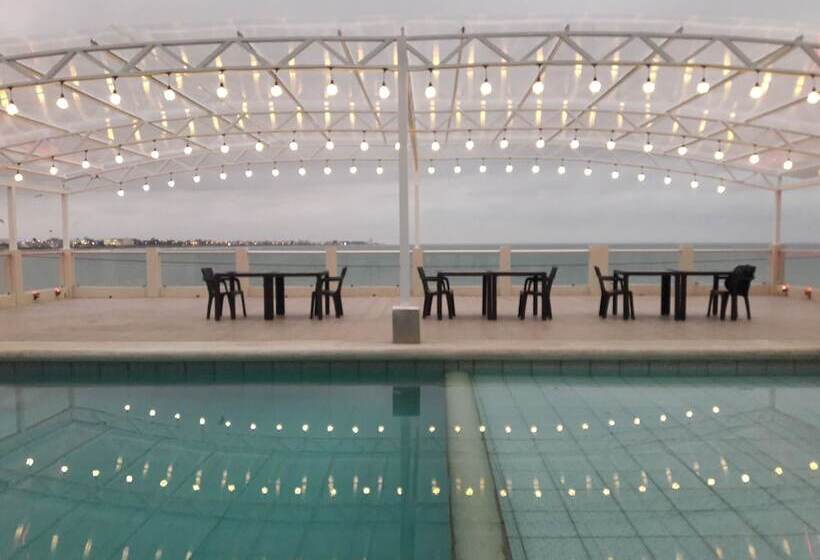 هتل Paradise Beach