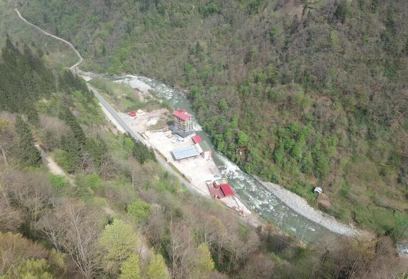 ホテル Pordani̇s