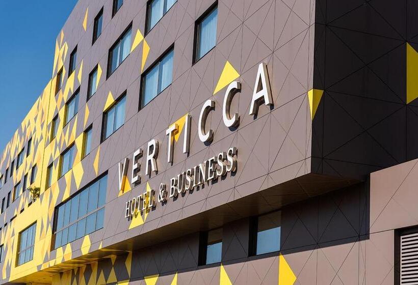 هتل Verticca