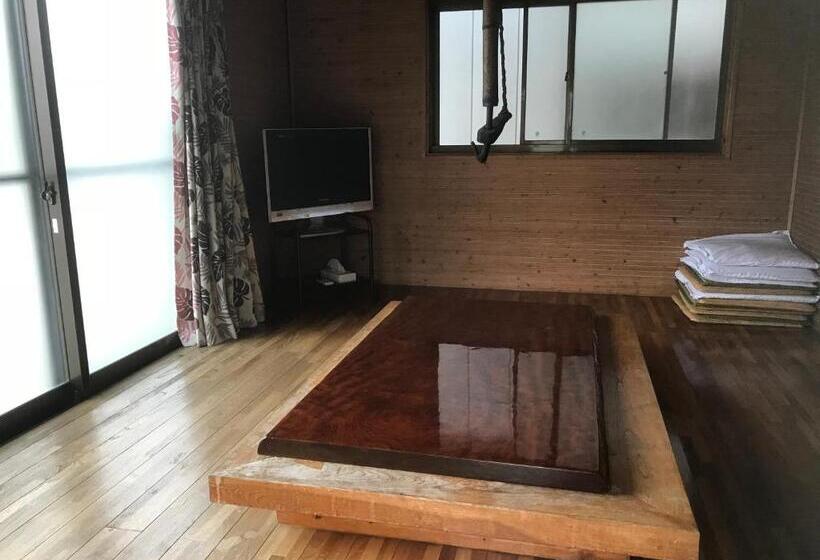 پانسیون Guest House Iwato