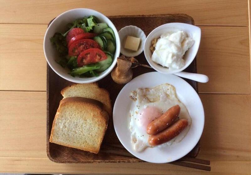 بنسيون Guesthouse & Beach Cafe Fuego