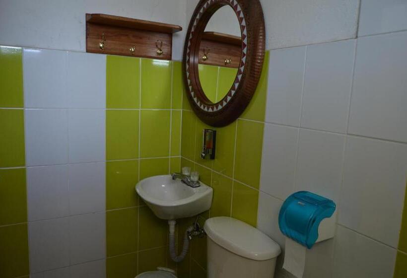 پانسیون Kuyllur ñán