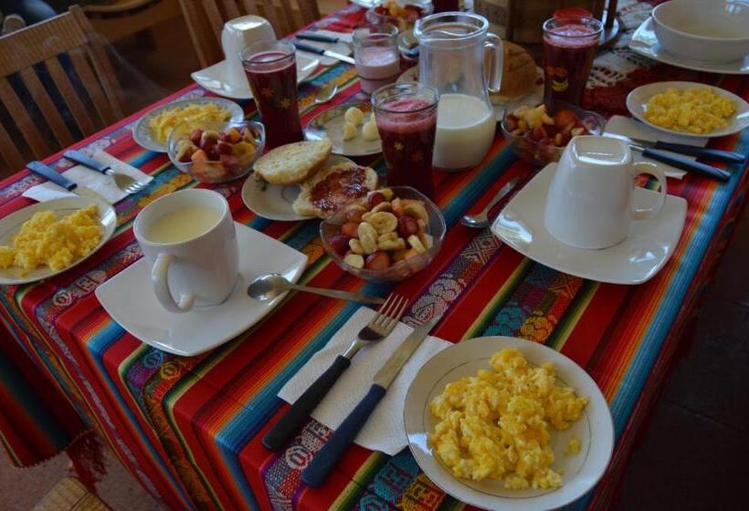 پانسیون Kuyllur ñán