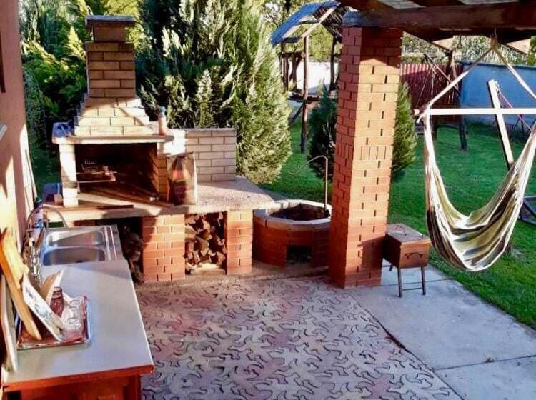 ペンション Monica