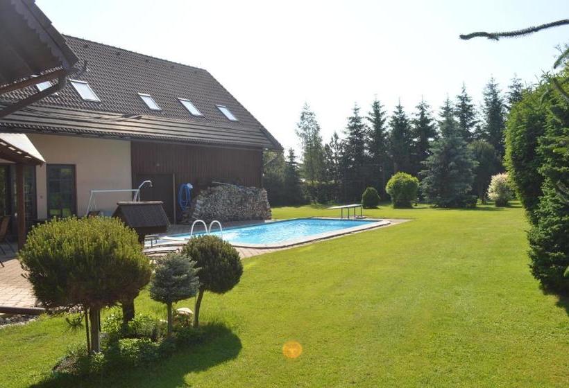 膳宿费 Penzion 409