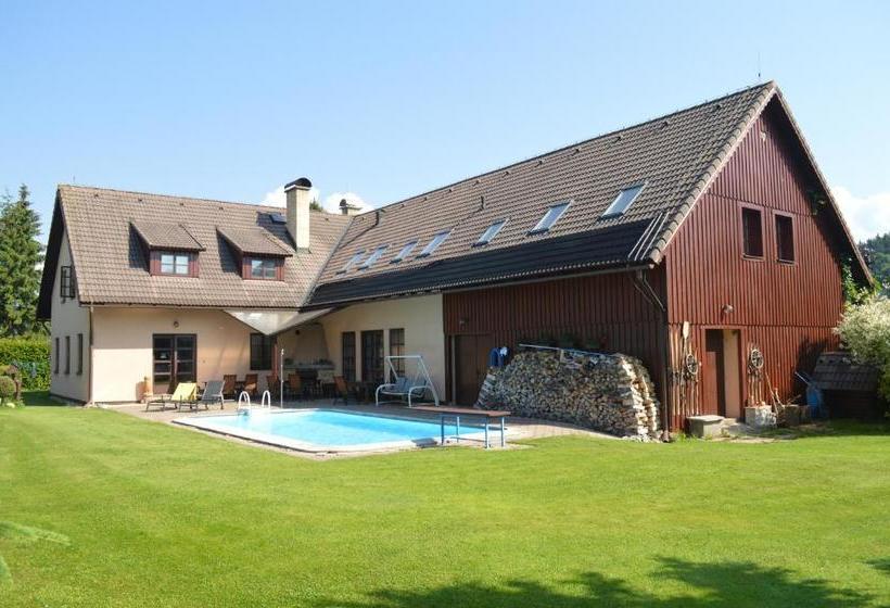 膳宿费 Penzion 409