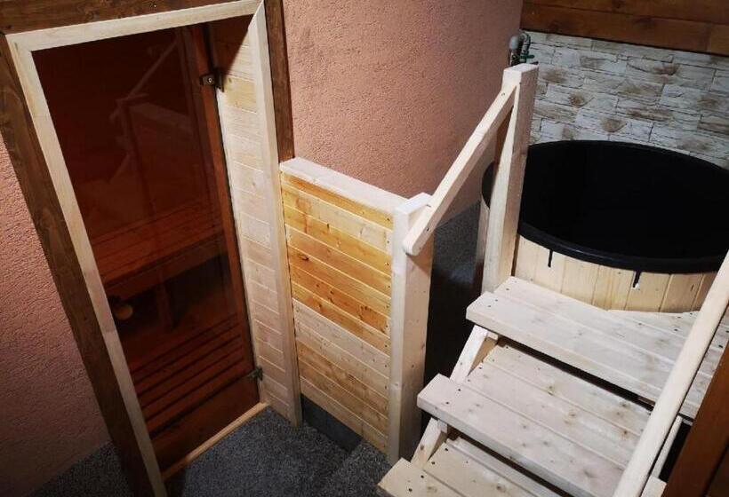 بنسيون Wellness Penzion Stonozka
