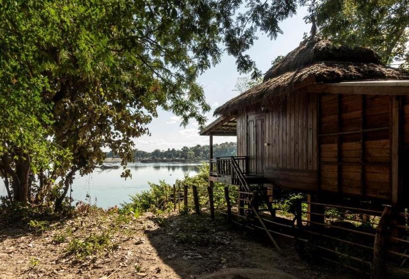 پانسیون Pomelo Restaurant And Guesthouse S Fishermen & A Tammarine Bungalow Riverfront   Immerse In Nature