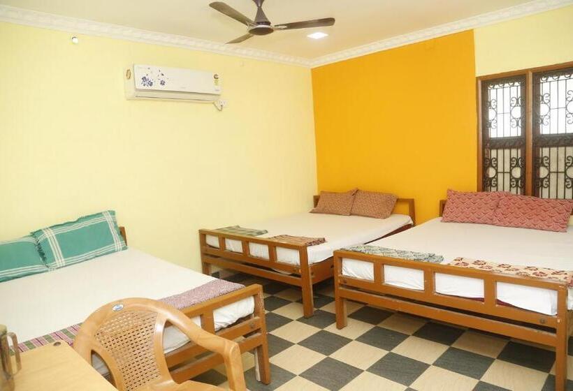 پانسیون Ranga Residency
