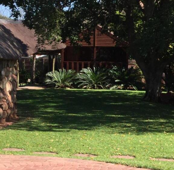 פנסיון Sanyati Guesthouse