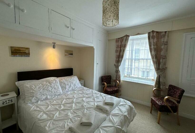 펜션 The Durbeyfield Guest House