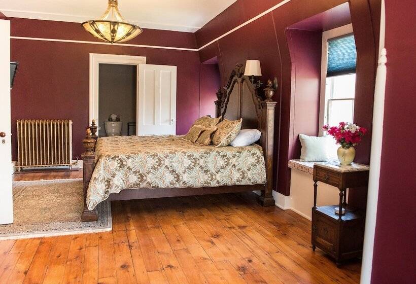 The Bevin House B&b