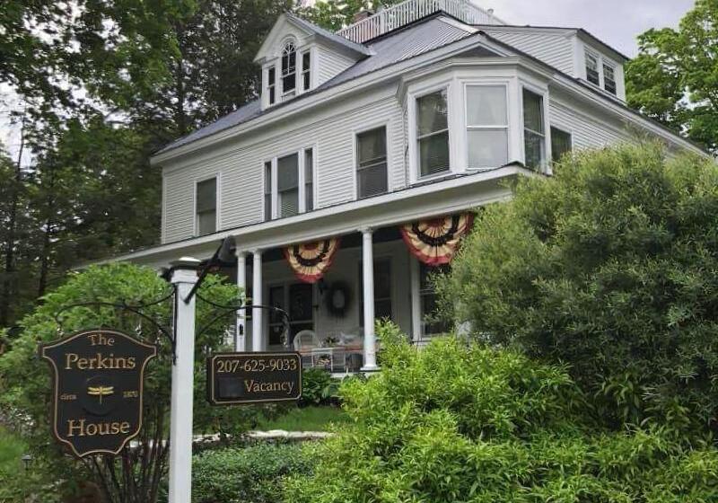 مبيت وإفطار The Perkins House