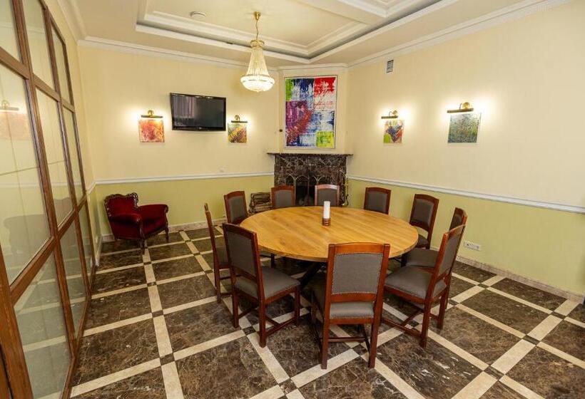 فندق Koncha Zaspa Park