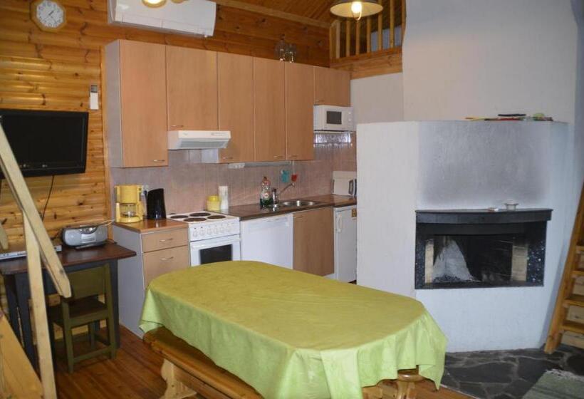 ホテル Maatilamatkailu Heikin Tupa