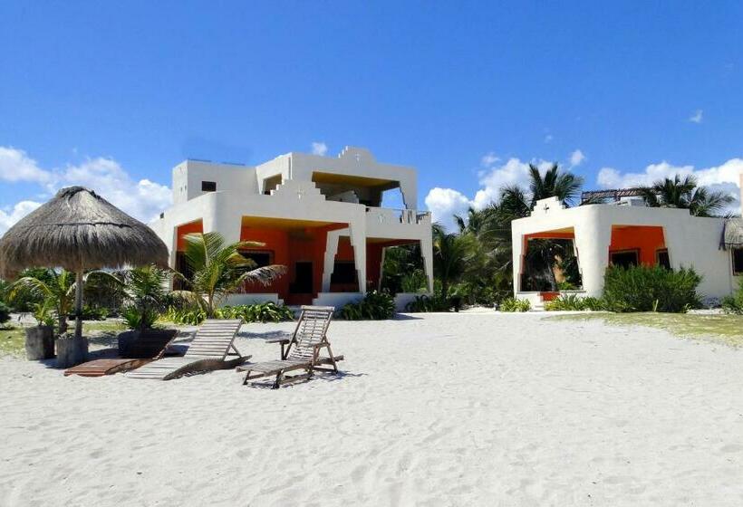هتل Mayan Beach Garden