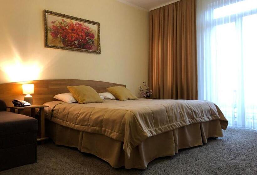 فندق Zorepad