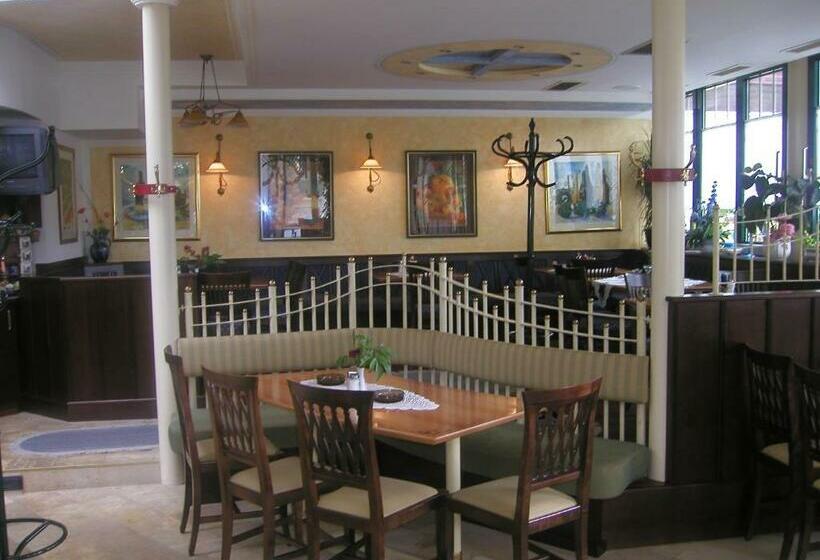 Parkhotel Neubauer