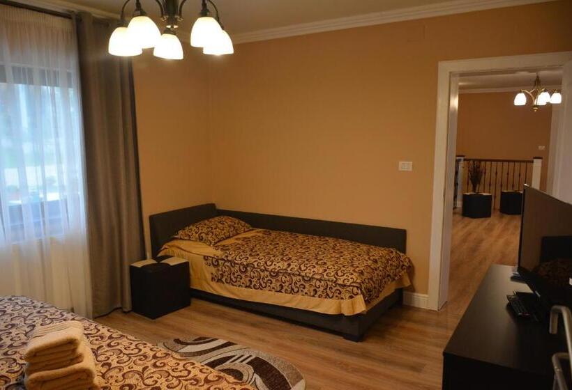 پانسیون Casa Alin