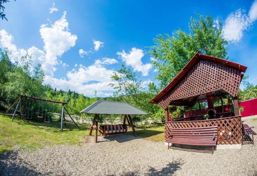 پانسیون Casa Andreea
