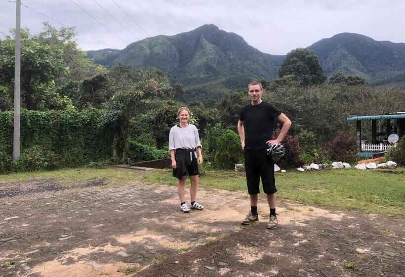 Pension Hamadhi Guest