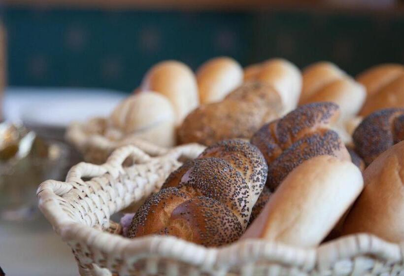 호스텔 Gasthof Mauthner Zum Kirchenwirt