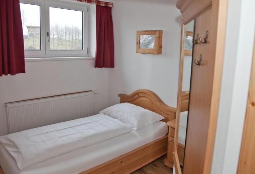 ユースホステル Landgasthof Entenwirt Tarsdorf