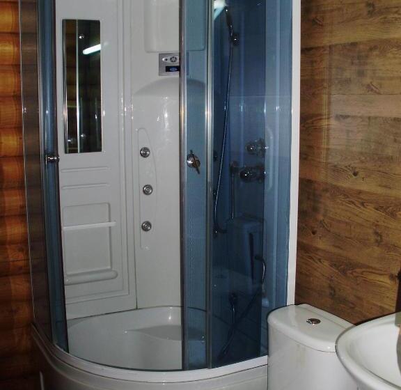 ユースホステル Lian Family Hotel & Restaurant