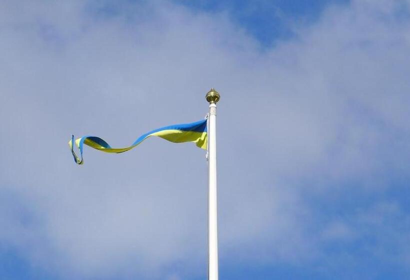 فندق صغير Lilla Trulla Gårdshotell   Feels Like Home