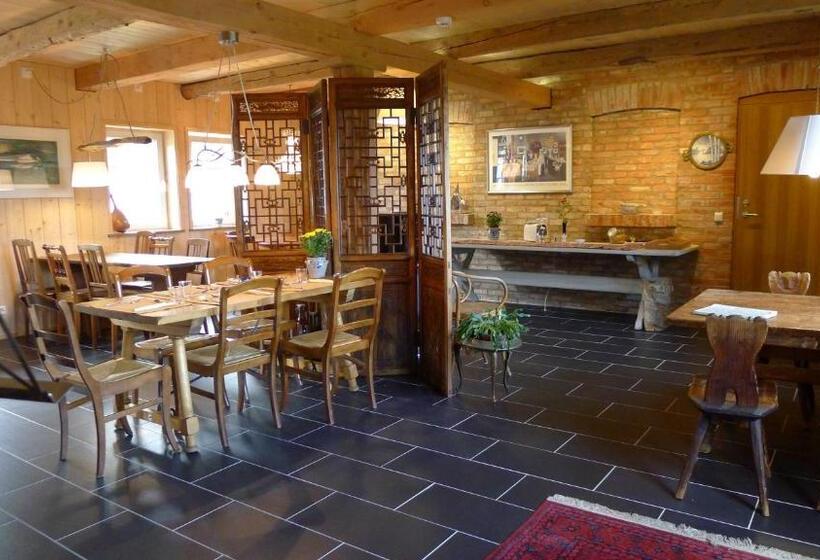 فندق صغير Lilla Trulla Gårdshotell   Feels Like Home